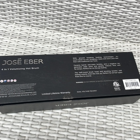 NWOT- Jose Eber 4 in 1 Volumizing Hot Brush- Black - Picture 10 of 11
